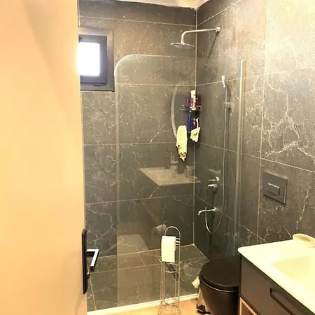 Nuri 2 Bed בית נופש *
