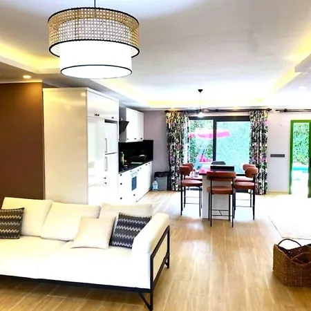 Nuri 2 Bed * פאטהיה